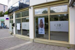 Außenansicht des Friseursalons Chic Beautysalon in München Sendling.